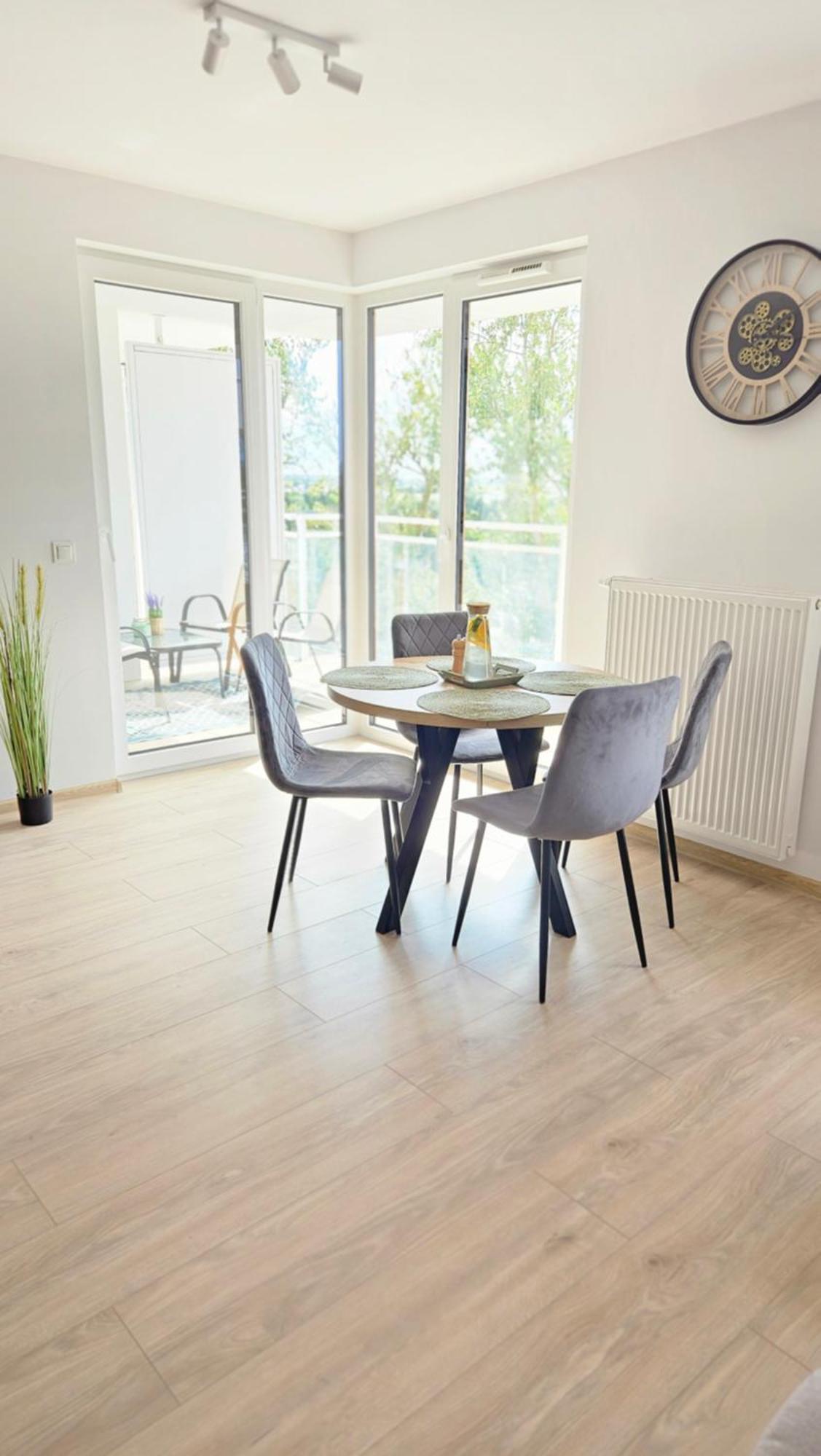Harmonia Z Darmowym Parkingiem W Garazu Apartment Kolberg